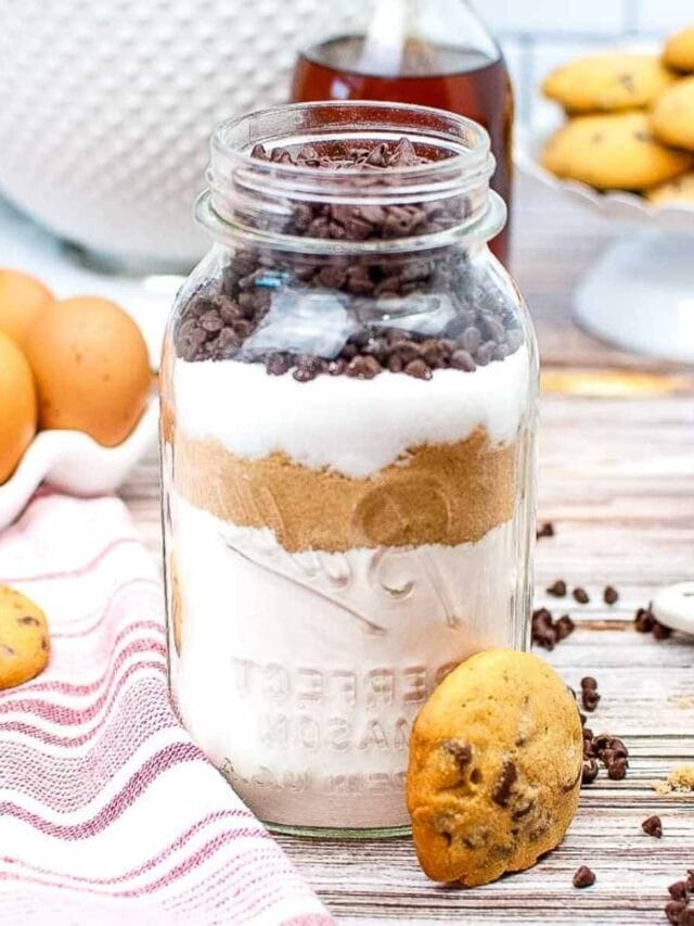 Chocolate Chip Cookie Mix in a Mason Jar Story