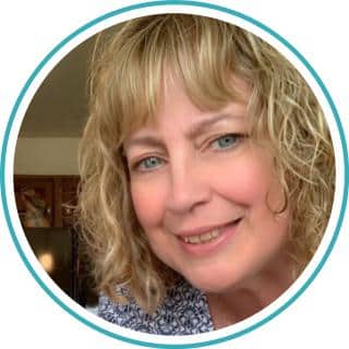 Image of Lori from A Reinvented Mom.